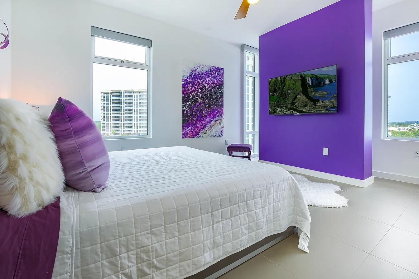 TRIO CONDO 601