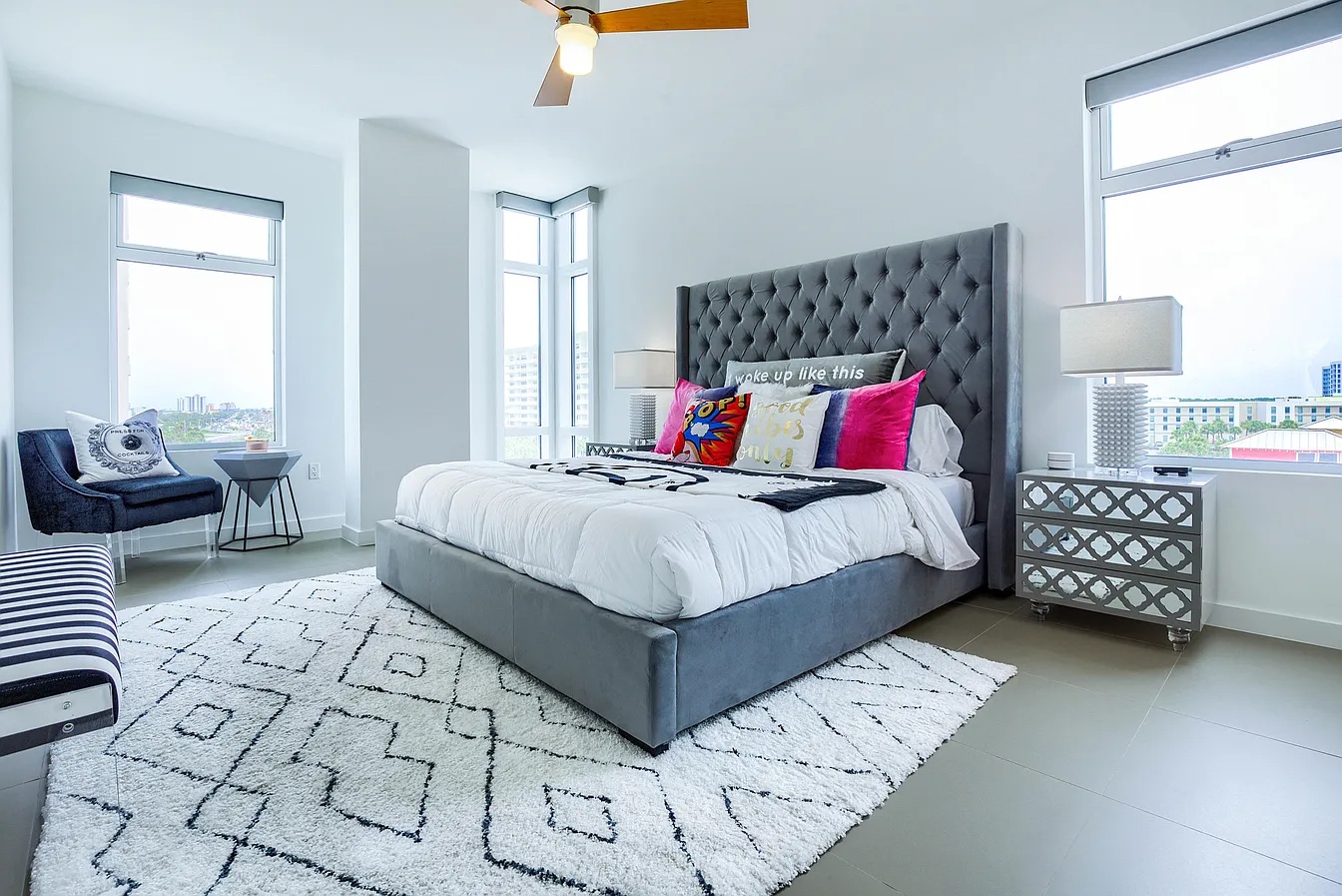 TRIO CONDO 602