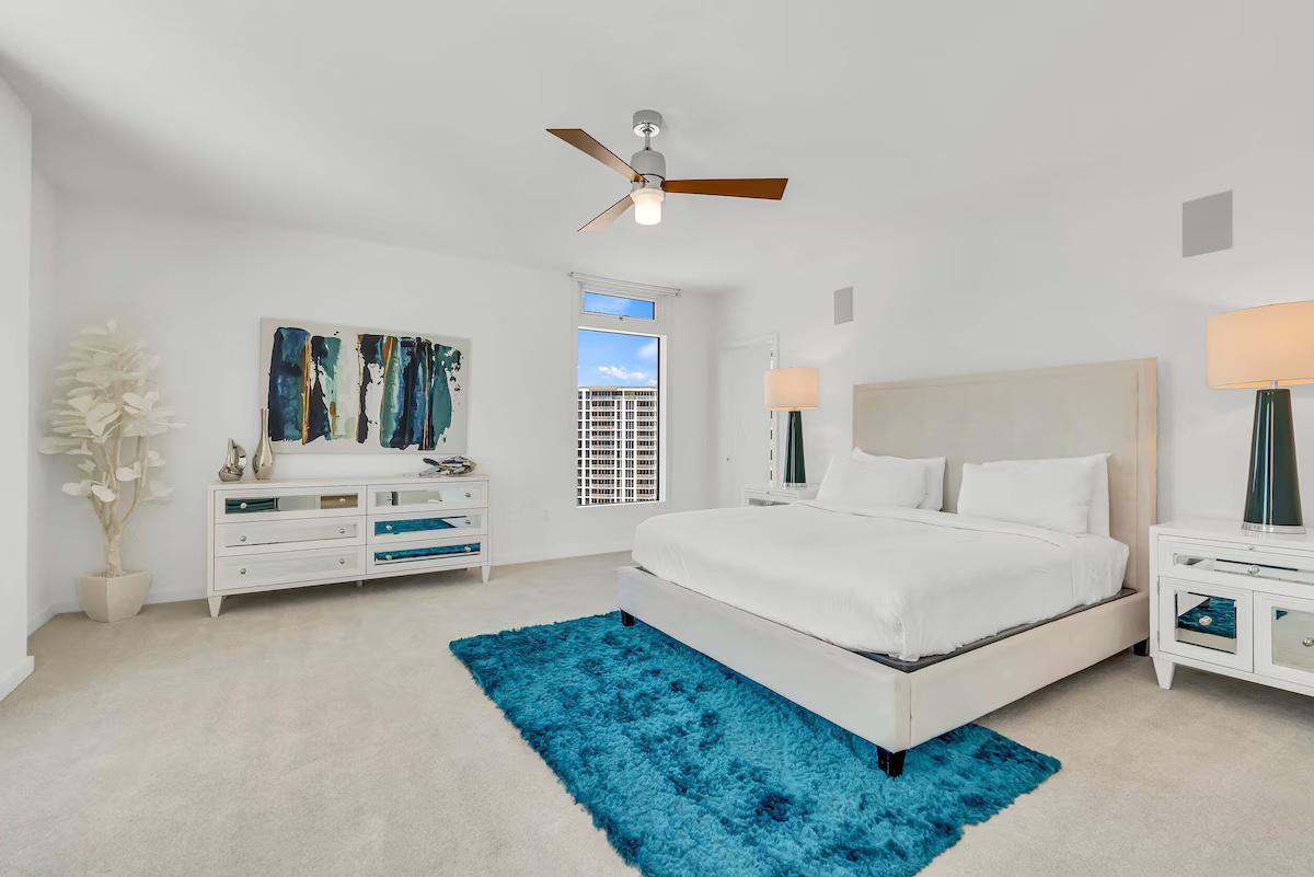4BR-5BATH SUITE 1002